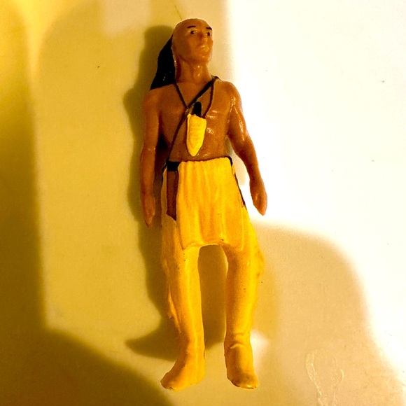 VTG 1995 INDIAN IN THE CUPBOARD VHS MOVIE PROMOTION LITTLE BEAR ACTION FIGURE 3” - Picture 8 of 9